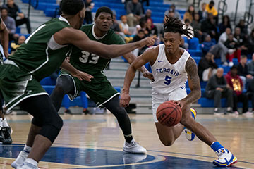 Michael Waas playing basketball